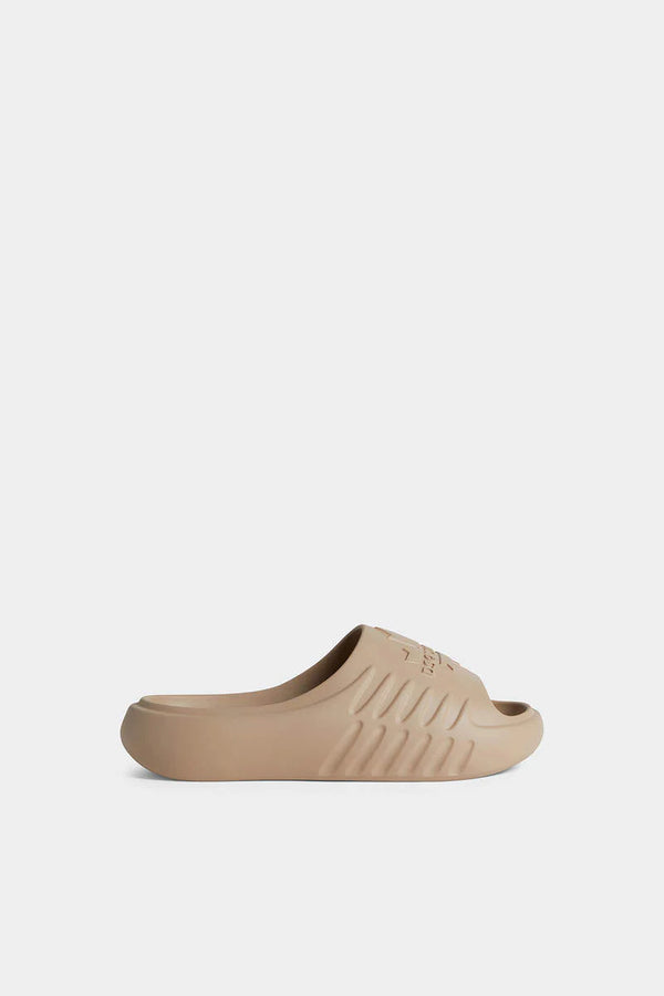Dsquared2 - Canadian Leaf Slides