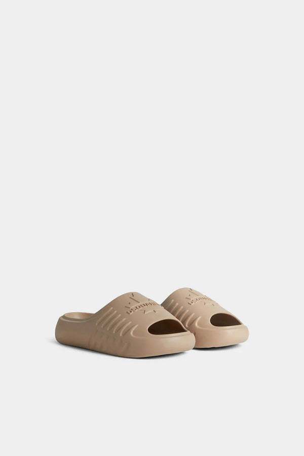 Dsquared2 - Canadian Leaf Slides