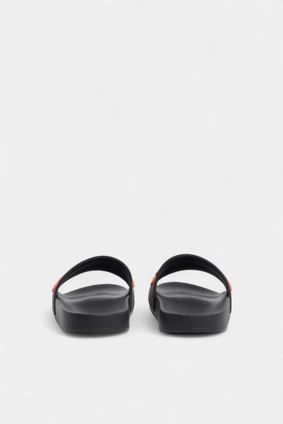 Dsquared2 Logo Slides