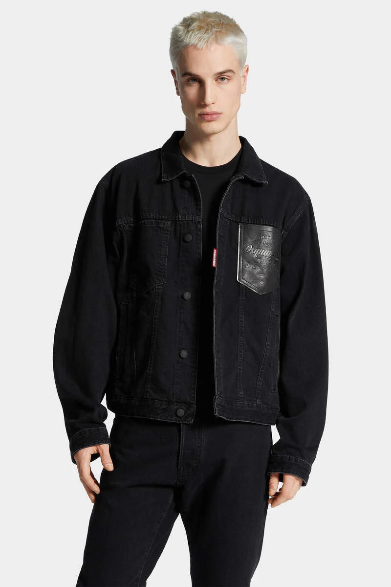 OVERSIZED JEAN JACKET